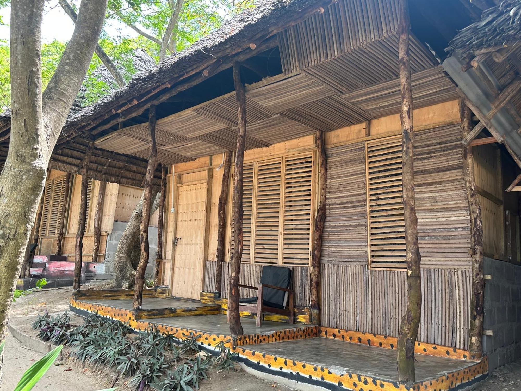Maweni Beach Bungalows Kilindoni Exterior photo